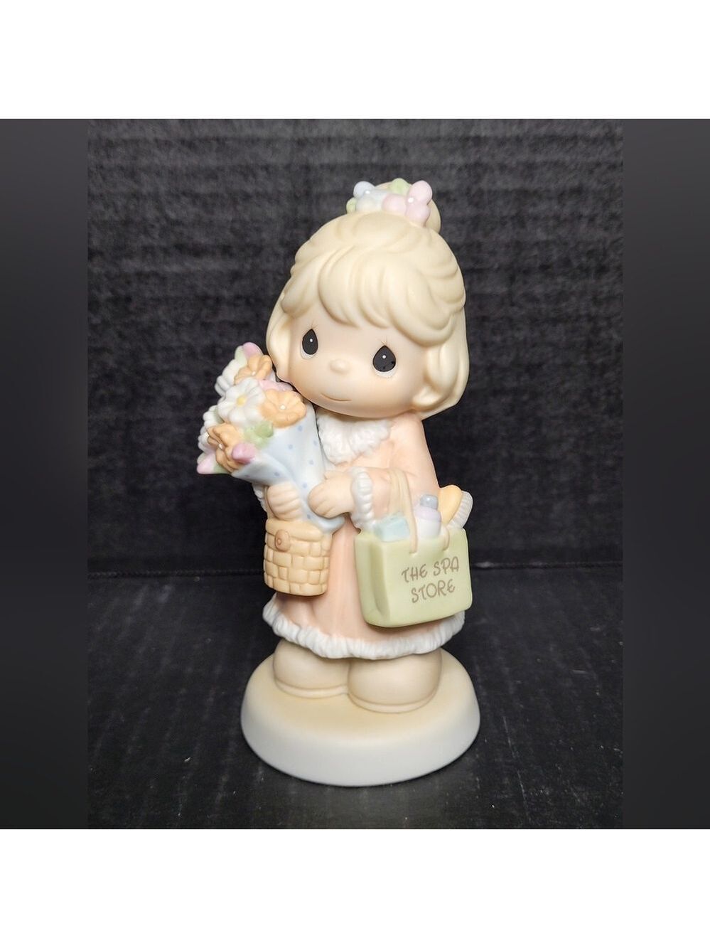 2002 Precious Moments It's Time To Bless Your Own Day #C0022